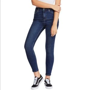 Urban Outfitters Pine High Waist Skinny Jeans
BDG